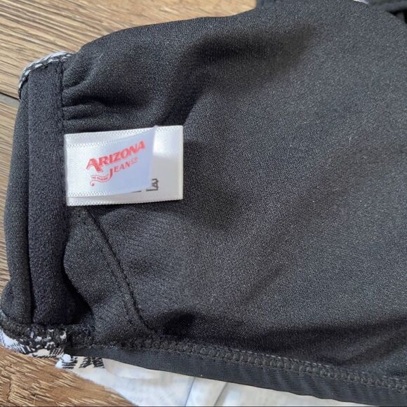 Arizona Jean Co. Black & White Aztec Print Flutter Strings Racer Back Size Large - Picture 10 of 11